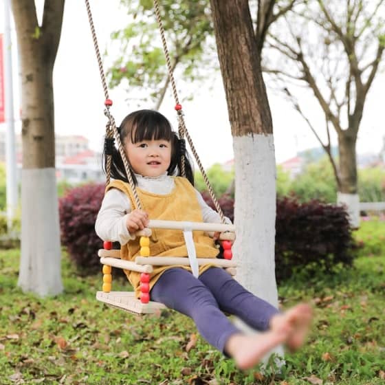 wooden baby swing for babies and toddlers 4